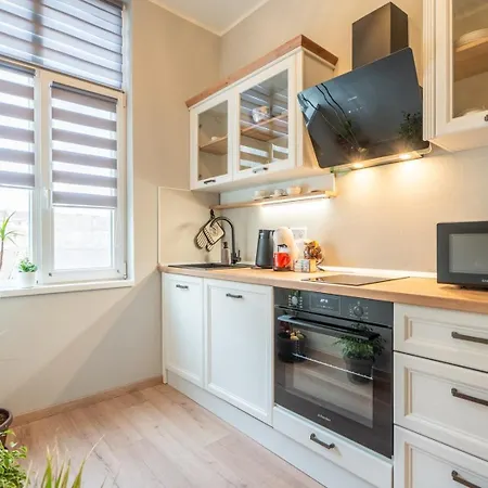 Spacious Cozy For Big Groups Center София