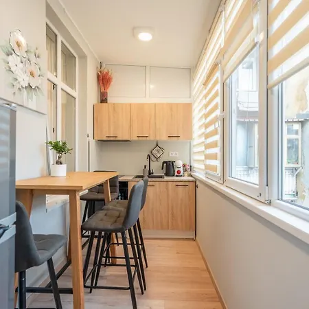 Spacious Cozy For Big Groups Center *