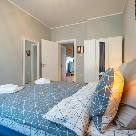 Apartmán Spacious Cozy For Big Groups Center *